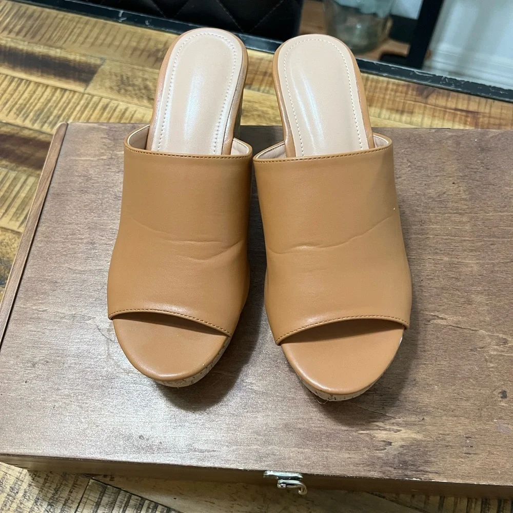 Elegant Tan Wedge Mules Sz 6